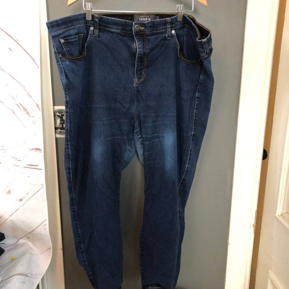 Torrid size 28 regular Jeans